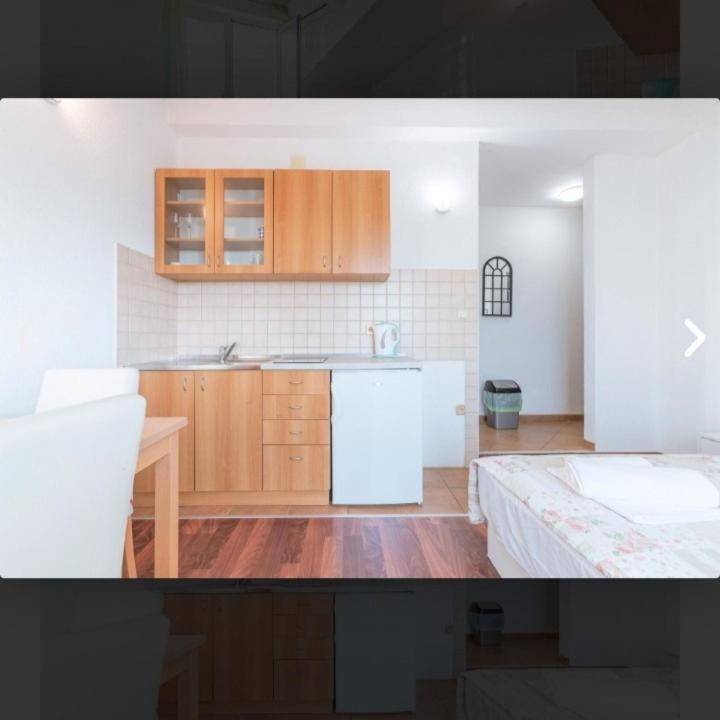 Banic Apartments With Pool Biograd Na Moru Ngoại thất bức ảnh
